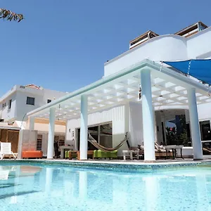 Dive Time Bed and breakfast
